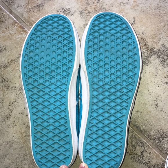 Used Blue Vans, Women’s 8.5 - Picture 3 of 6